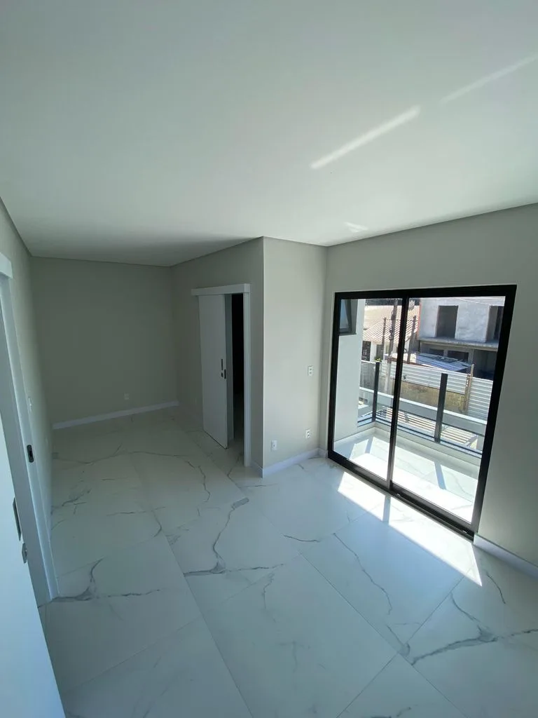 Apartamento, em Bairro Itacolomi, Balneário Piçarras/SC