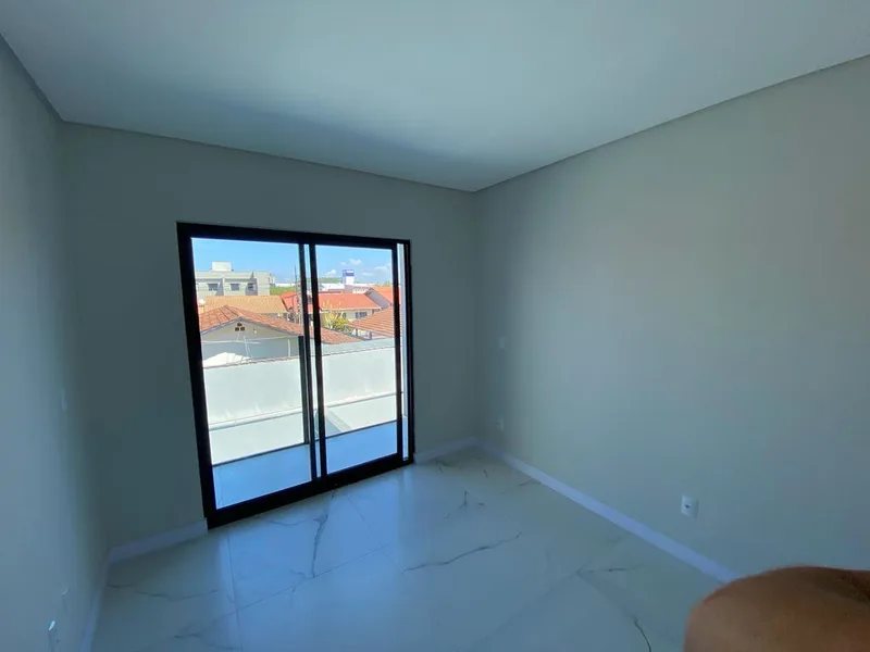 Apartamento, em Bairro Itacolomi, Balneário Piçarras/SC