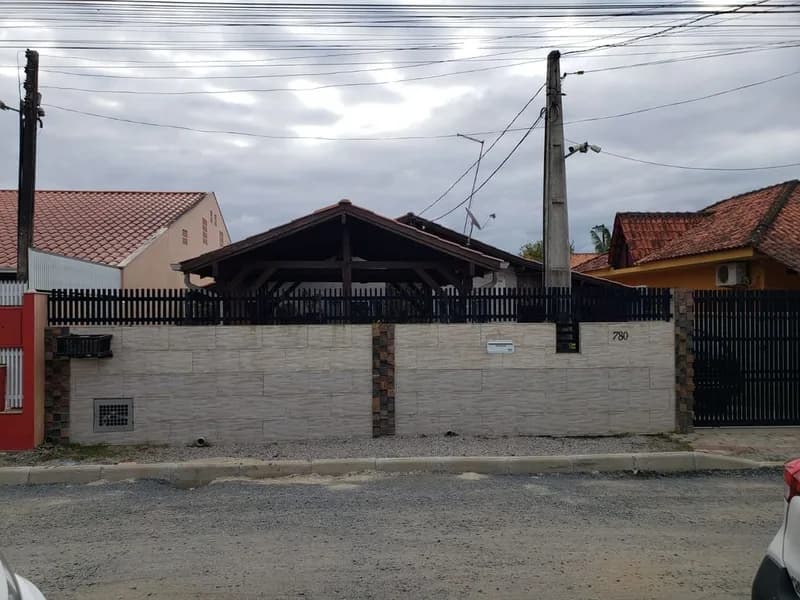 Casa, em Centro, Penha/SC
