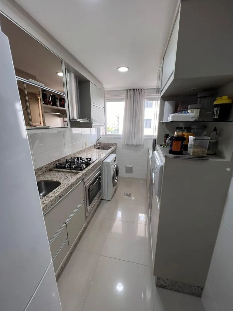 Apartamento, em Bairro Itacolomi, Balneário Piçarras/SC